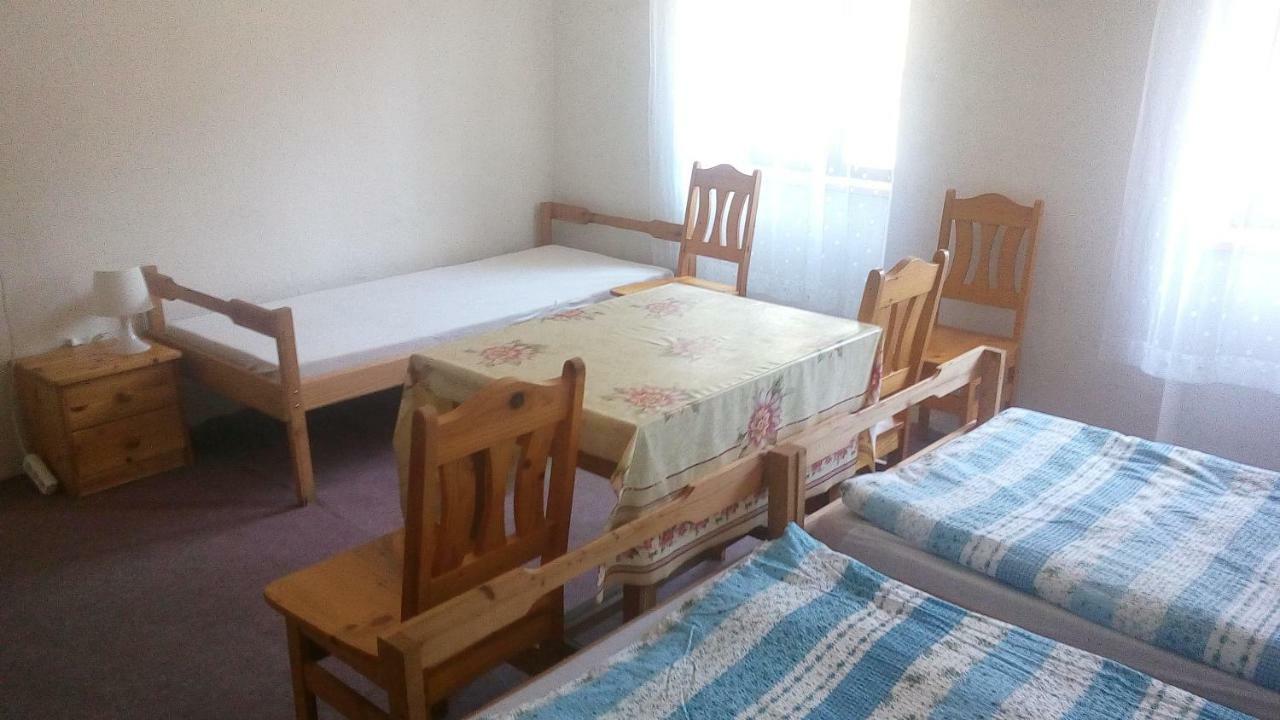 Appartement Pronajem Pokoju Belle Vue à Vranov nad Dyjí Extérieur photo